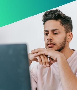 A senior Cloud Architect and Infrastructure Lead analyzing 2026 market data and emerging technical trends to advise clients on scalable, high-availability platform strategies and AI readiness.