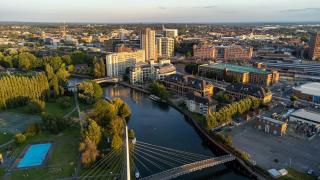 Aerial view of Reading town centre and the River Kennet in the Thames Valley